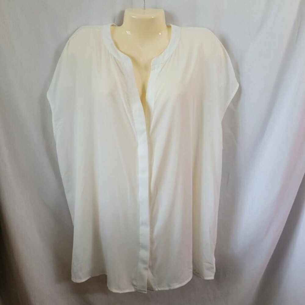 NEW Eloquii White Blouse Button up notch hidden placket Sz 22 Plus cap slv NWT